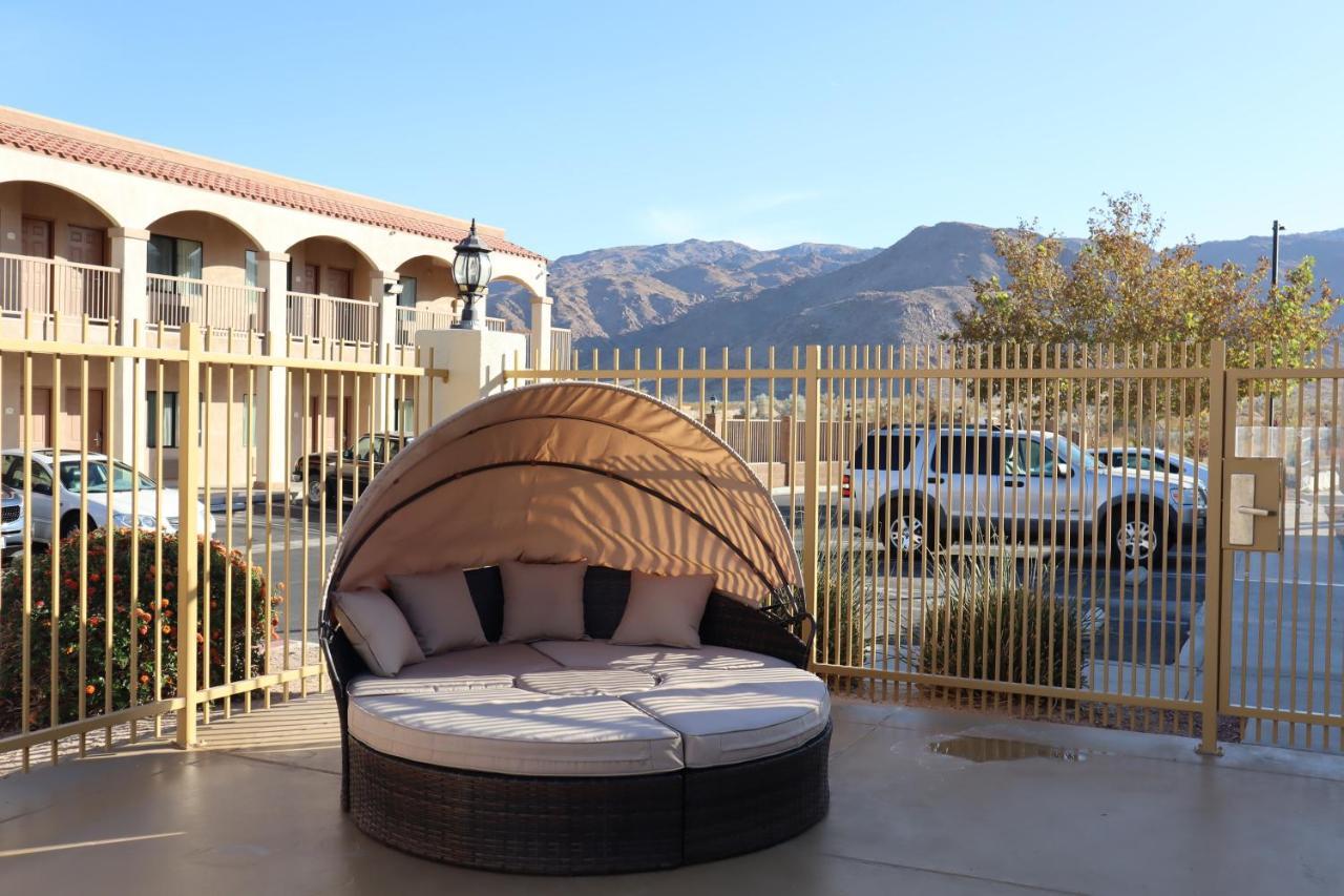 Oasis Inn And Suites 29 Palms Hotel Joshua Tree National Park 二十九棕榈村 外观 照片
